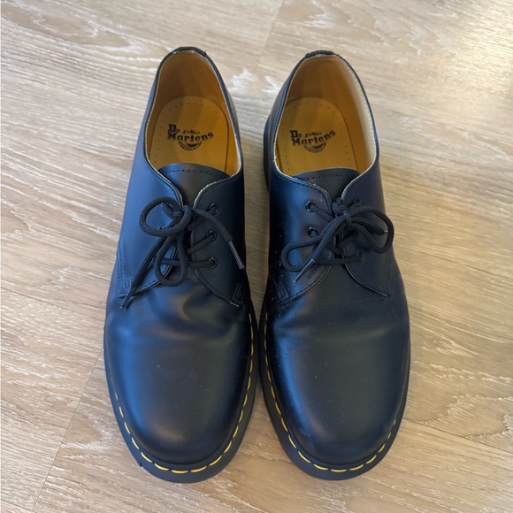 Dr. Martens 1461 Smooth Leather Oxford Shoes - Picture 2 of 5